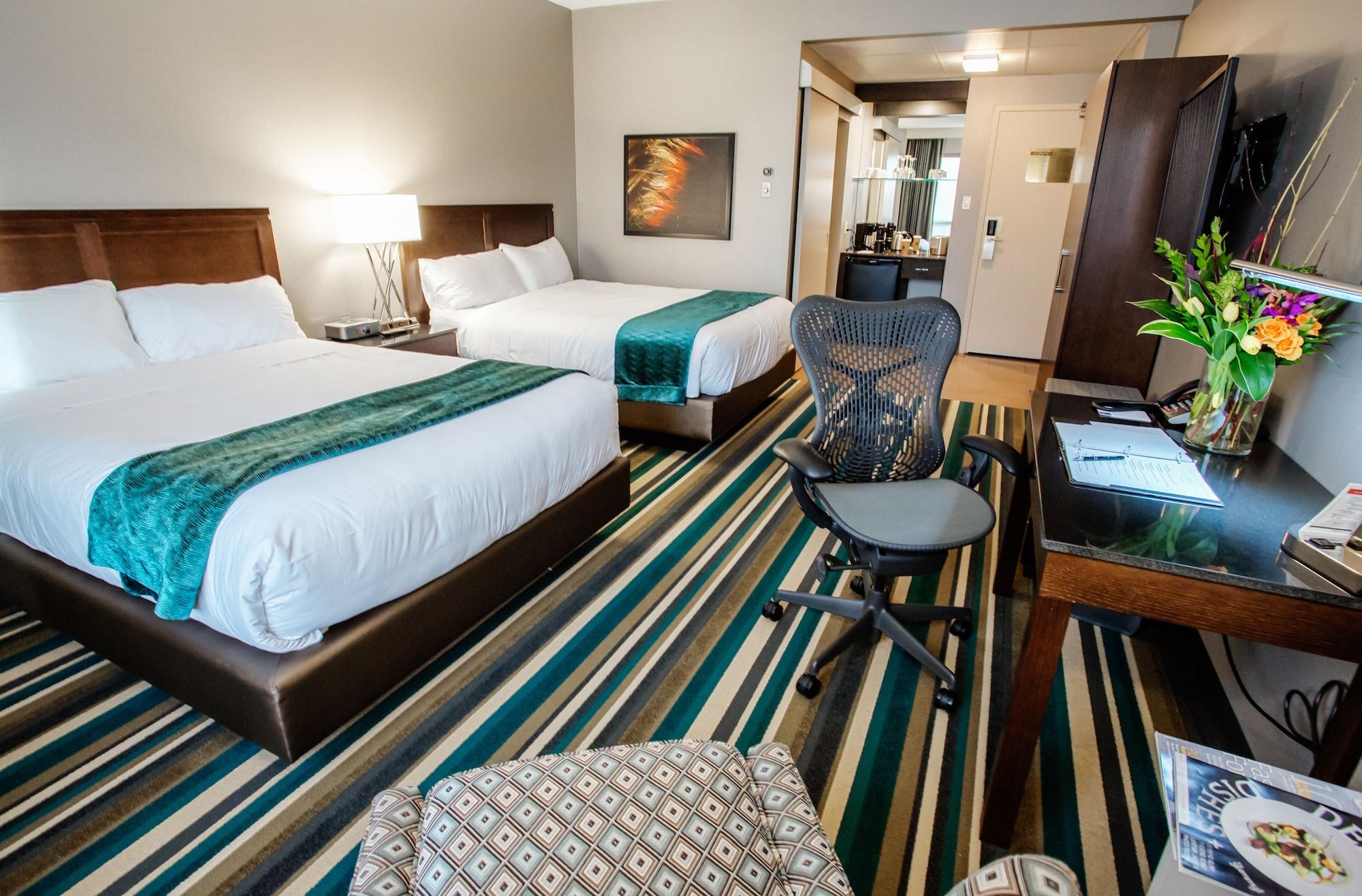 Hotel Blackfoot Calgary Exterior photo
